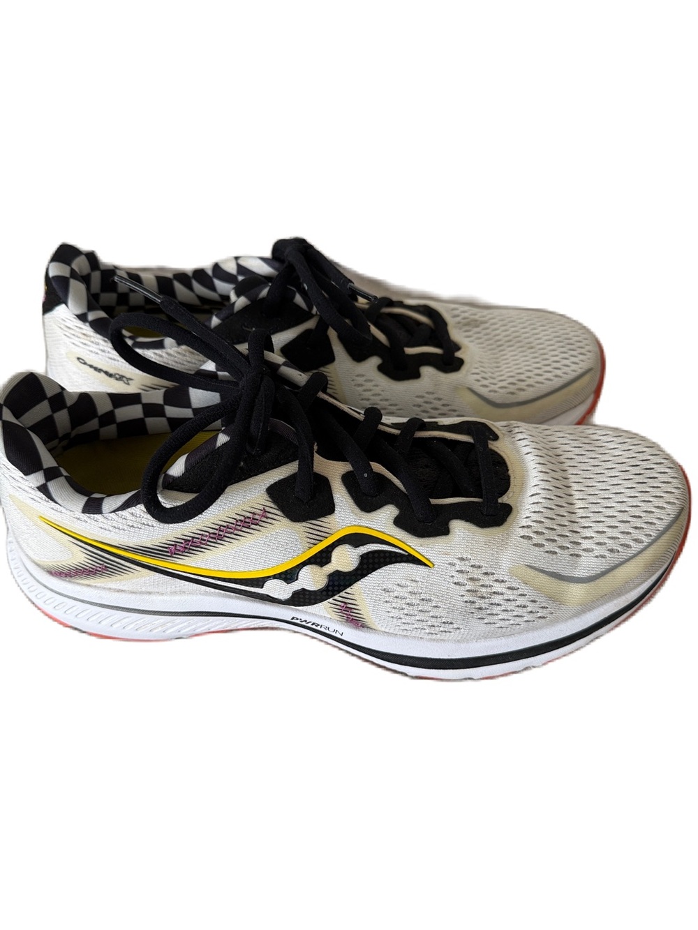 Saucony Omni ISO Everun White/Black/Yellow  Running Shoes Size 9.5 used